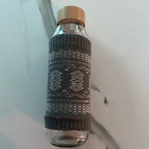 Eco-friendly glass water bottle